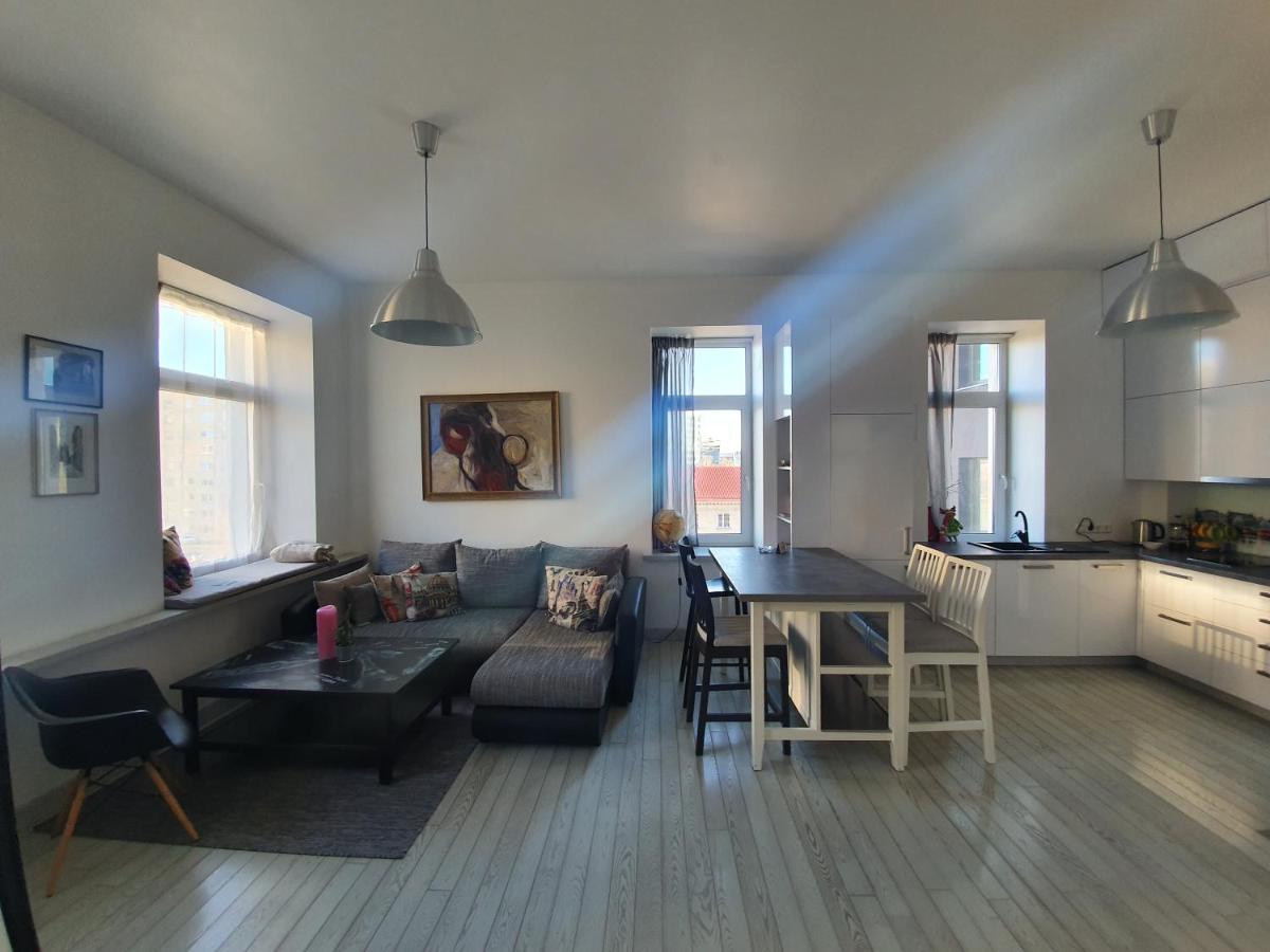 Vilnius Apartment With Stained Glass المظهر الخارجي الصورة