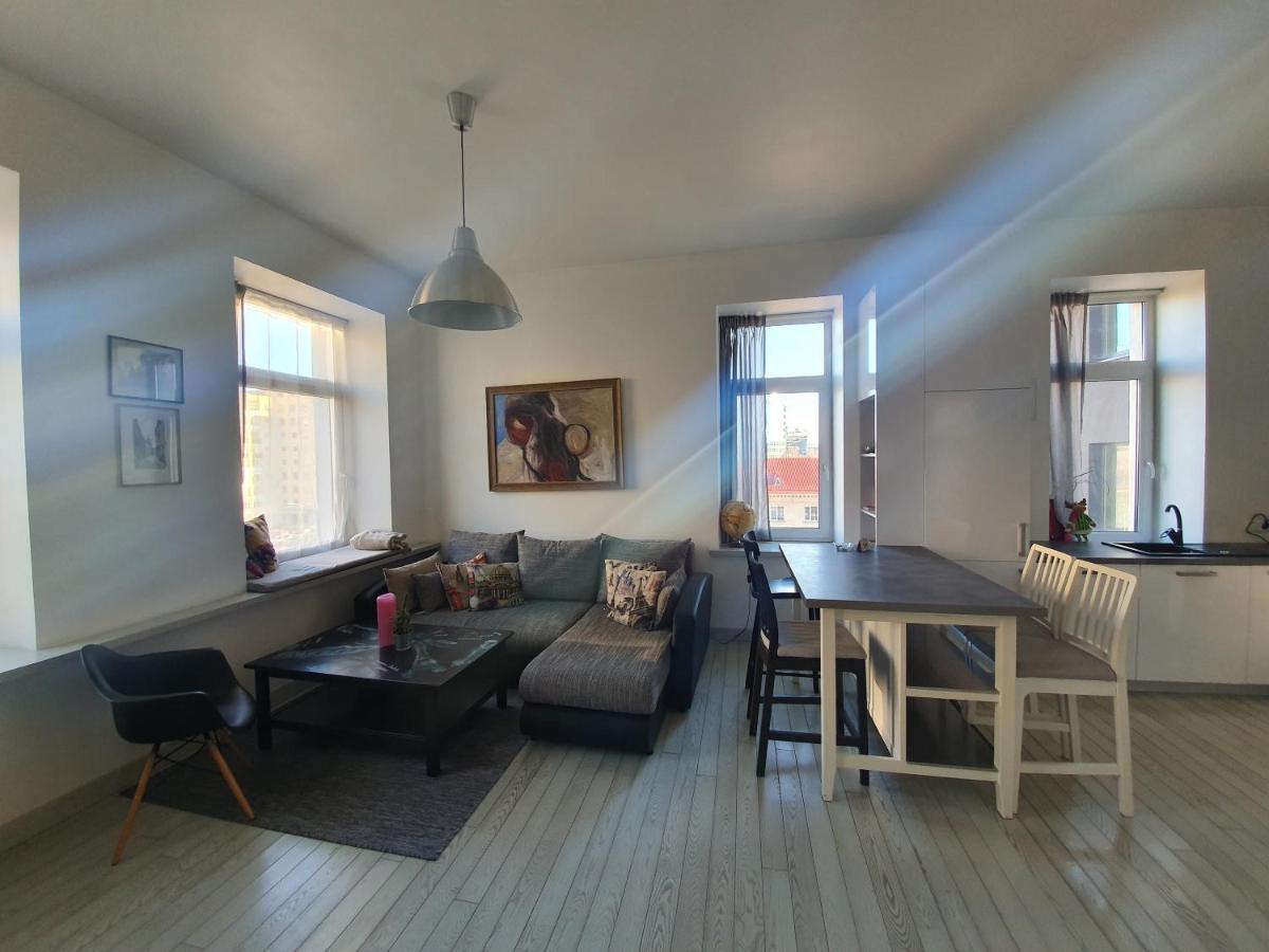 Vilnius Apartment With Stained Glass المظهر الخارجي الصورة