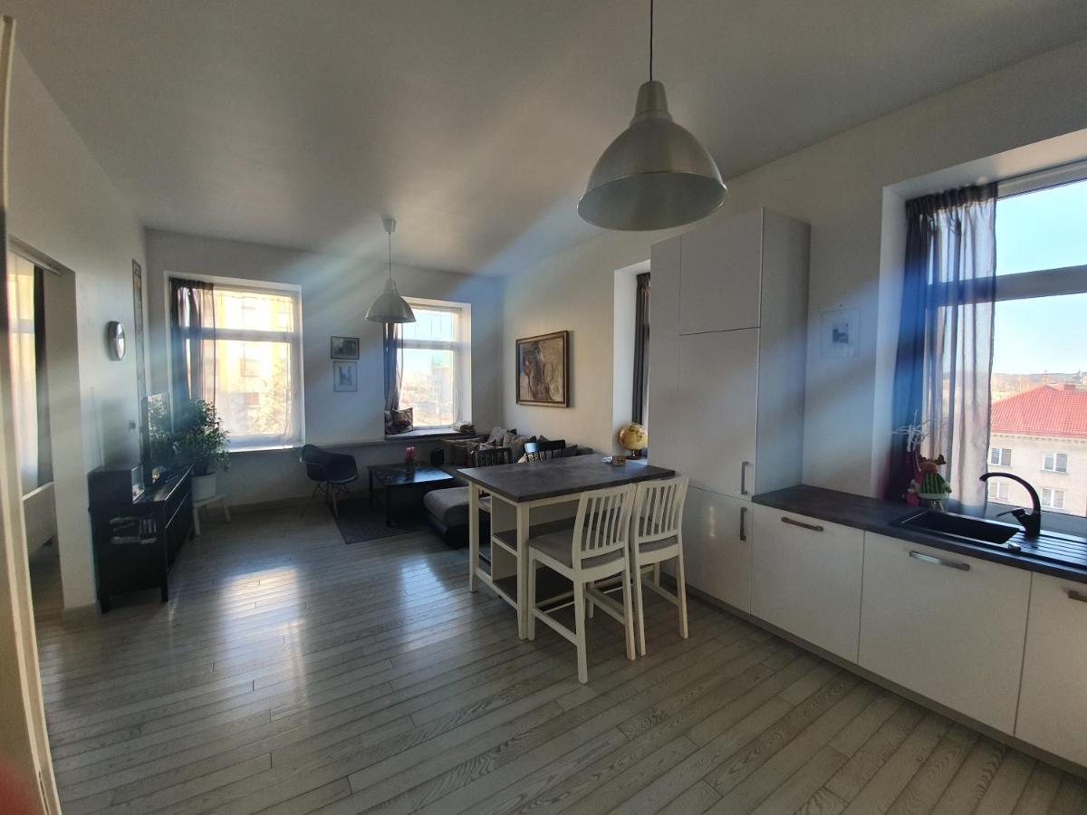 Vilnius Apartment With Stained Glass المظهر الخارجي الصورة