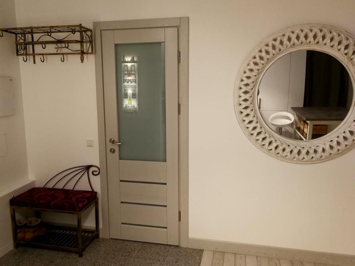 Vilnius Apartment With Stained Glass المظهر الخارجي الصورة