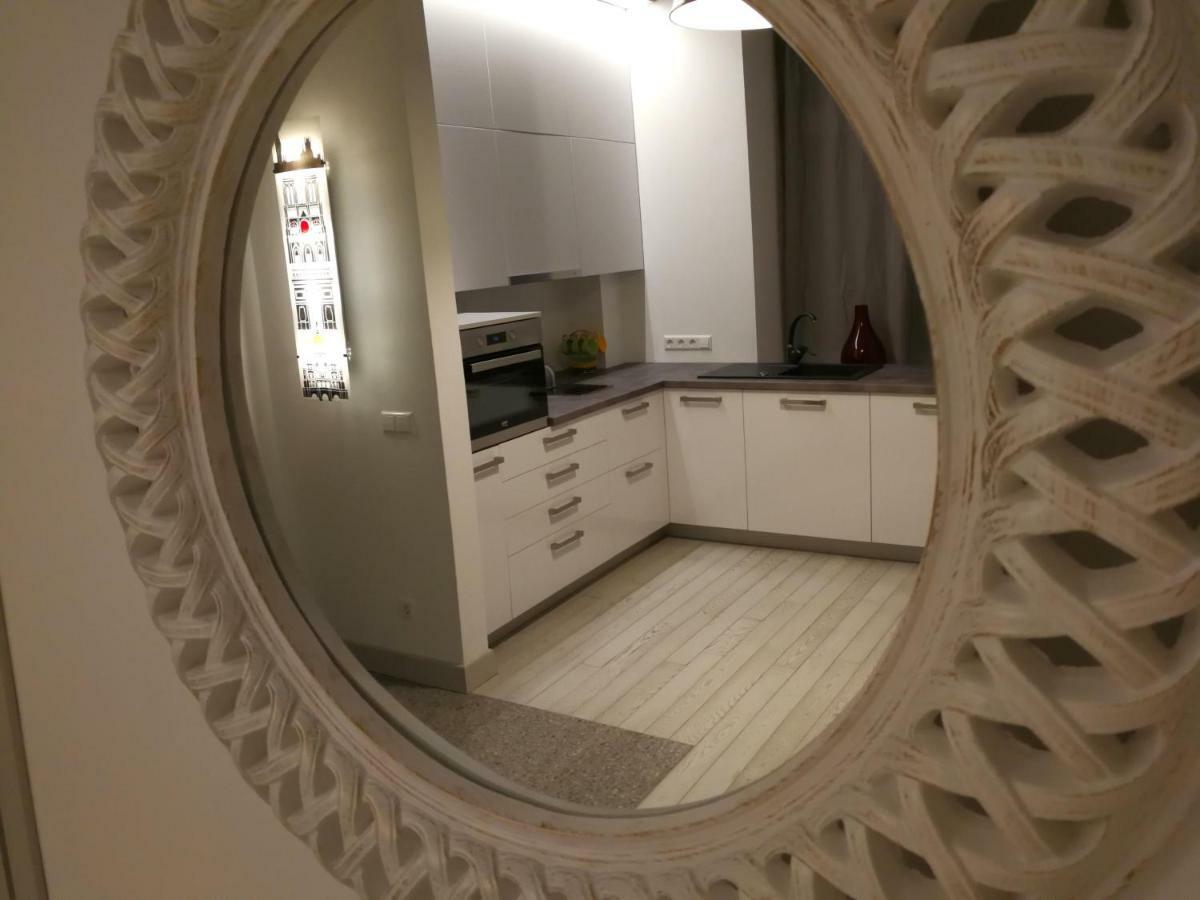 Vilnius Apartment With Stained Glass المظهر الخارجي الصورة