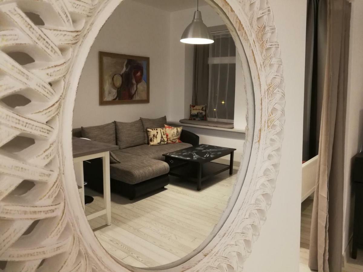 Vilnius Apartment With Stained Glass المظهر الخارجي الصورة