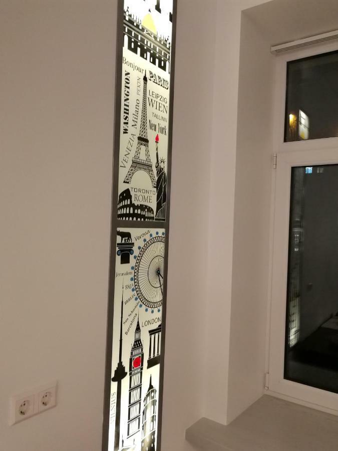Vilnius Apartment With Stained Glass المظهر الخارجي الصورة