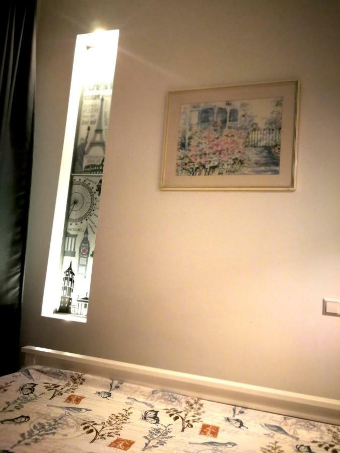 Vilnius Apartment With Stained Glass المظهر الخارجي الصورة